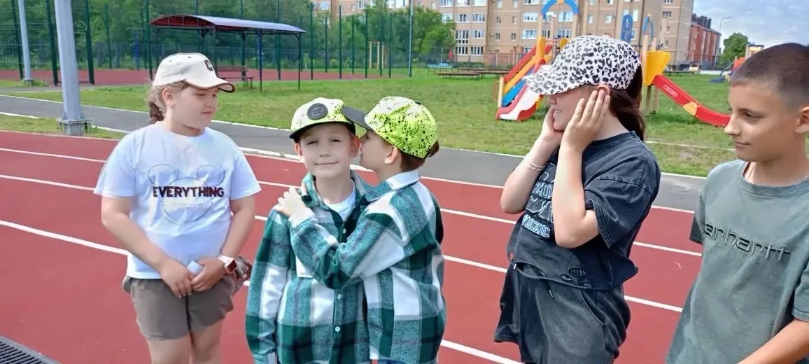 В преддверии Дня России в школьном лагере дневного пребывания «Страна приключений» прошла масштабная