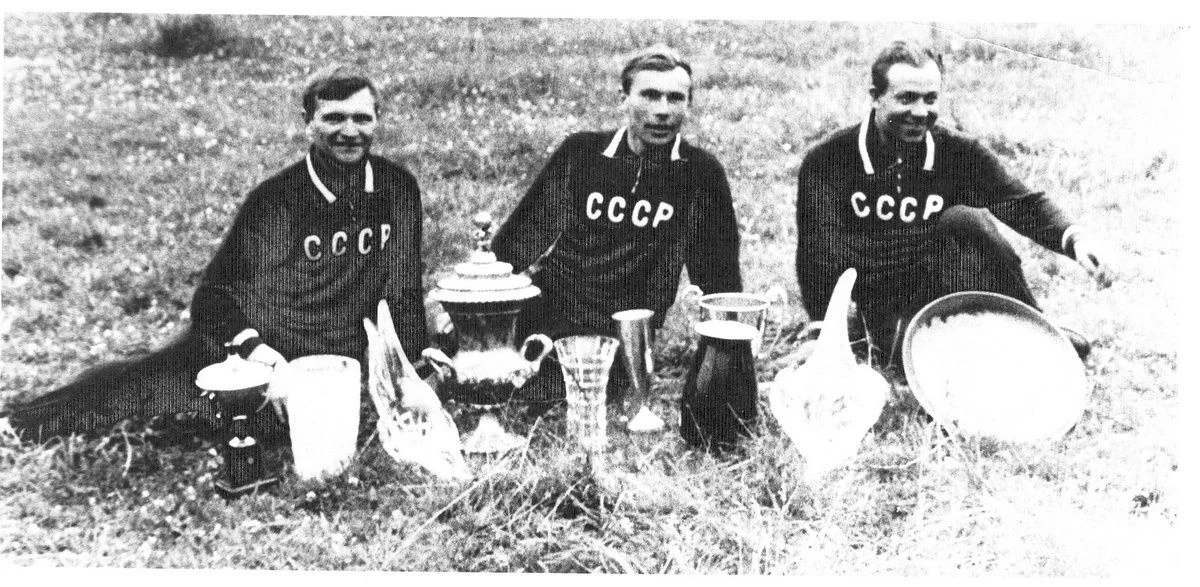 🔥Открылась новая выставка к 60-летию первого международного пробега на мотороллерах «В...