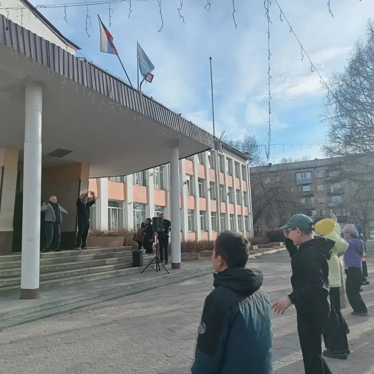 🏃‍♂️ 7 апреля. Бодрое утро лицея: Всемирный день здоровья встретили всем составом!  7 апреля утро в 