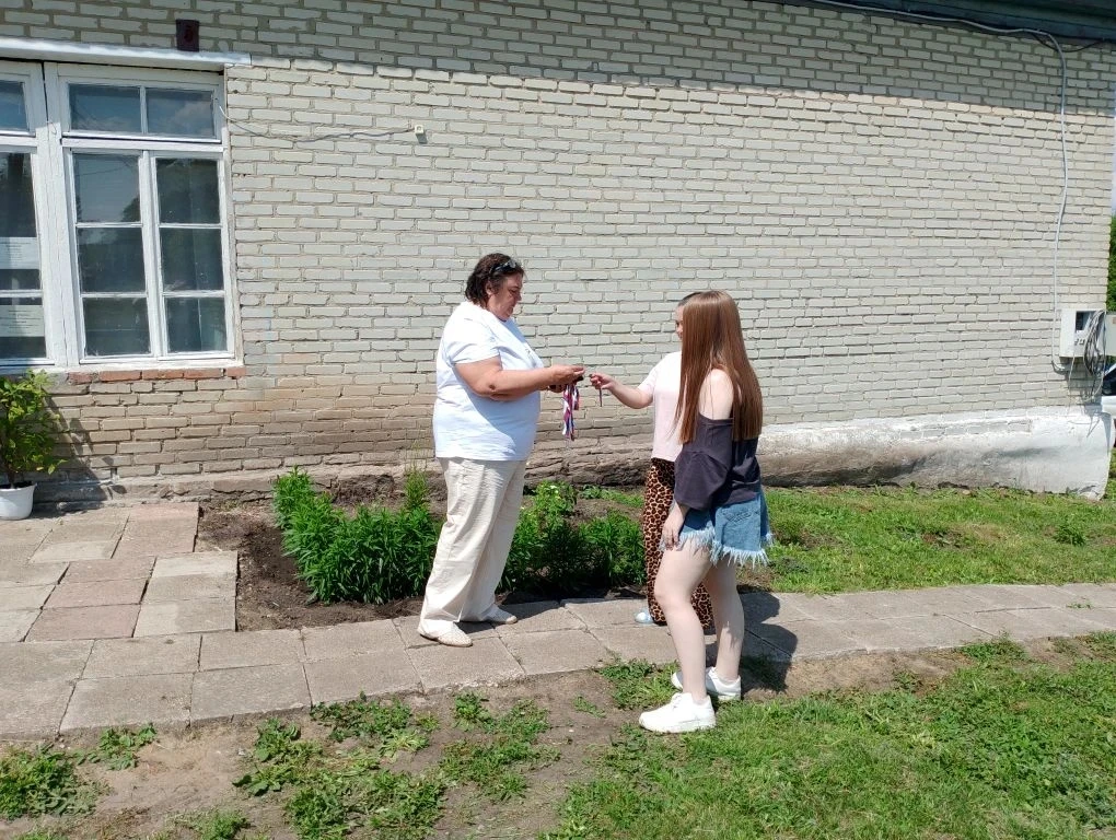 11 июня, в рамках празднования Дня России,МитрофановскийСДК присоединилась к патриотической акции «Т