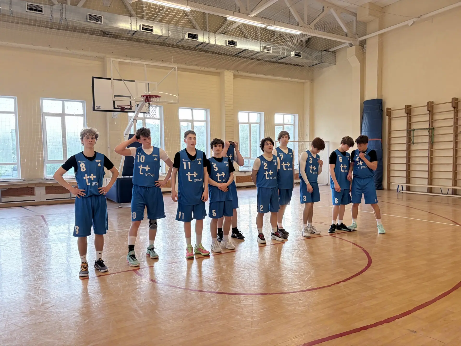 Международная товарищеская встреча: лицей 126 — команда Китая 🤝🌍🏀  На этой неделе наша юношеская сбо