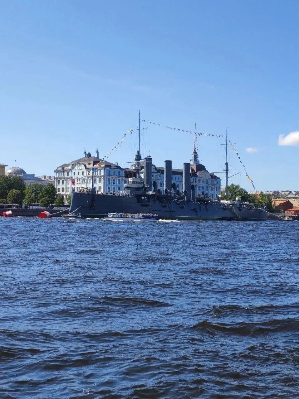 Что тебе снится, крейсер "Аврора"?..
