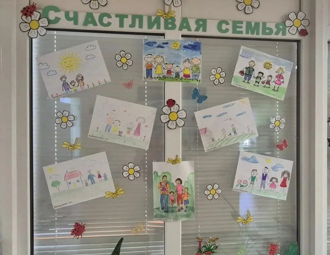 Специалисты отдела социального обслуживания населения по Советскому району ГБУ СО «Комп...