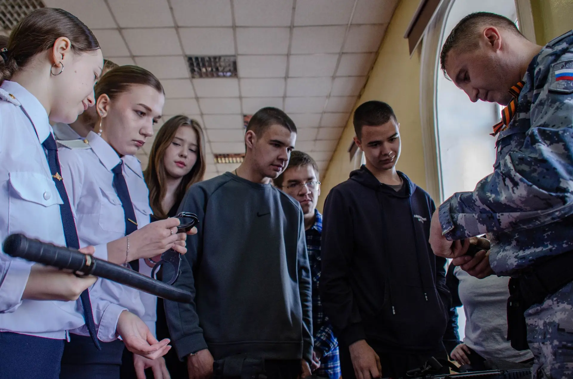 Студентам Забайкальского института предпринимательства рассказали о службе в ФССП  Сотрудники УФССП 