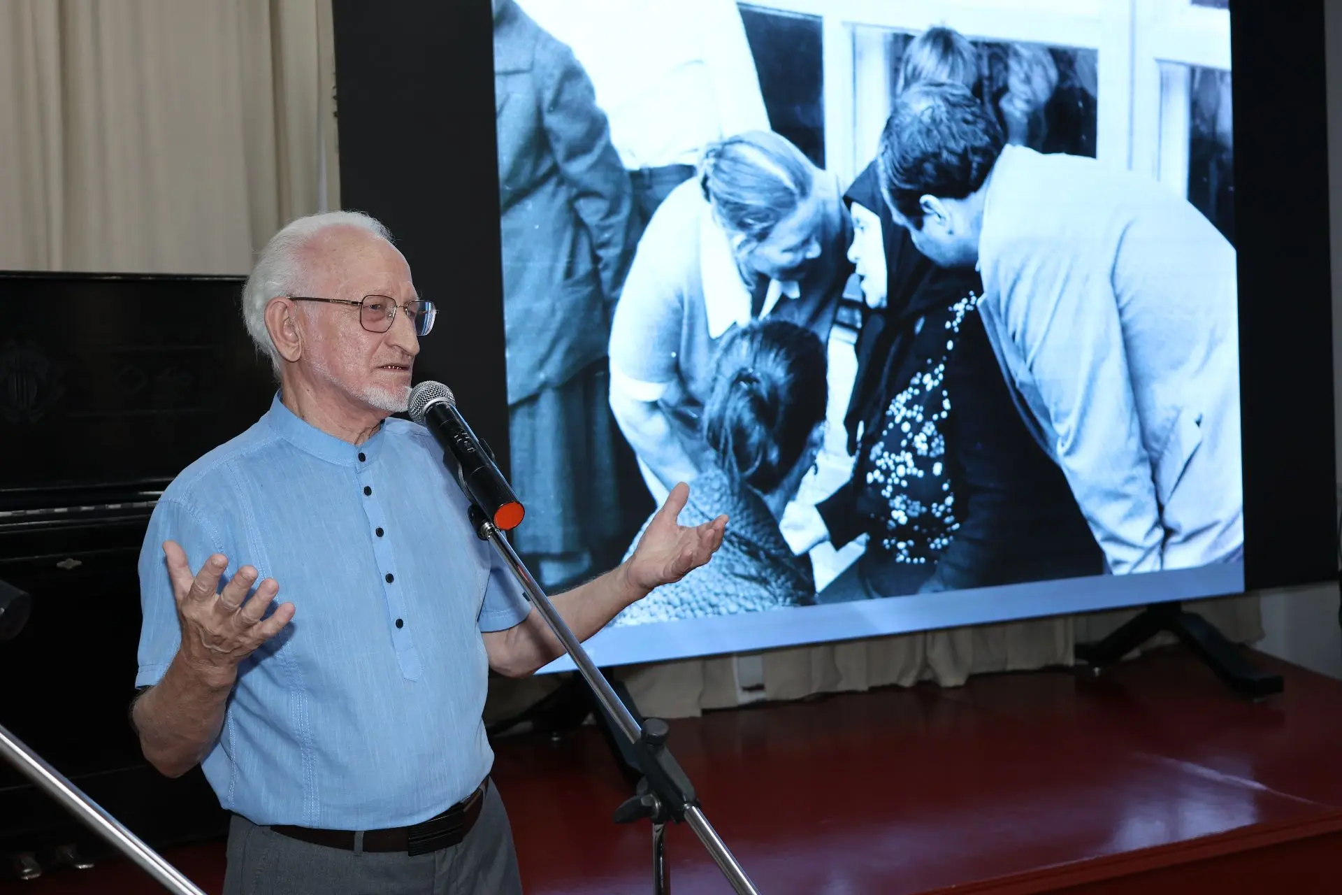 Уникальную фотоисторию Шукшинских чтений покажут в Барнауле