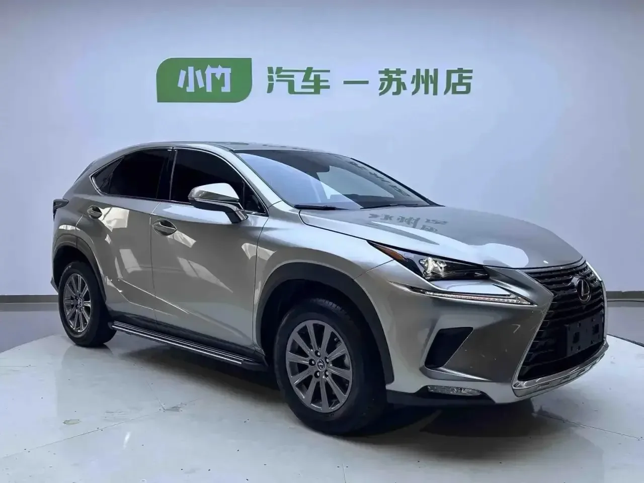 🔖 🚗 Lexus NX200