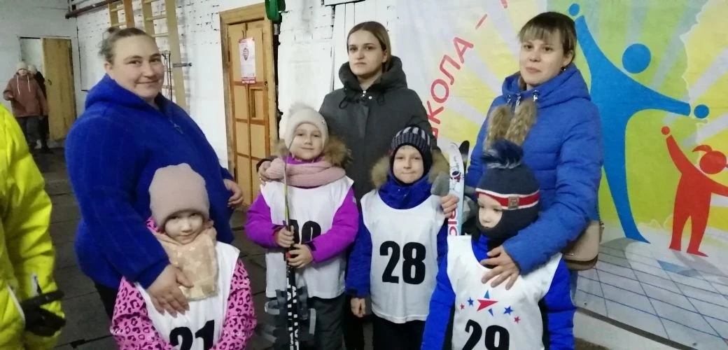14 февраля наши ребята участвовали в лыжных гонках "Лыжня России".С гордостью называю и...