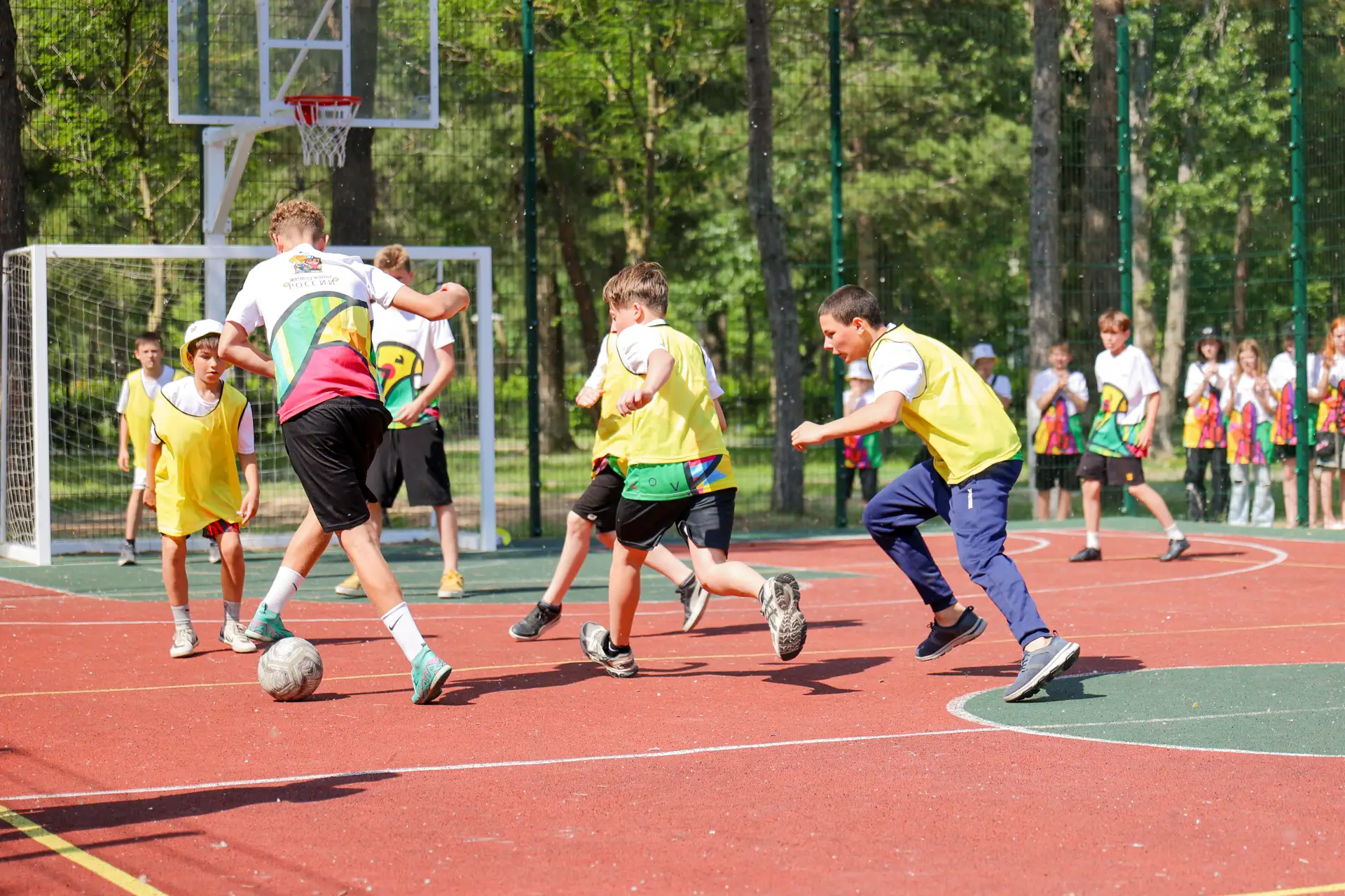 СОРЕВНОВАНИЯ ПО ФУТБОЛУ⚽
Жемчужинцы показали характер и настоящую игру🏆

Ребята сражались до послед