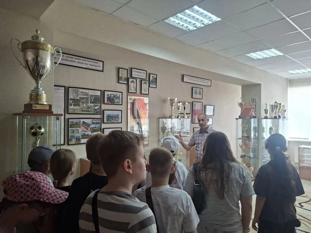 Наши футбольные мастер-классы зародили прекрасную дружбу с лагерем дневного пребывания ...