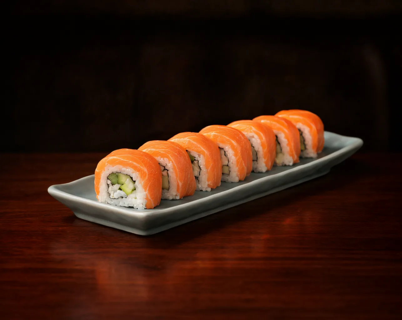 🍣 Филадельфия вернулась!

Тот самый нежный лосось, сливочный сыр и хрустящий огурец — снова с вами.