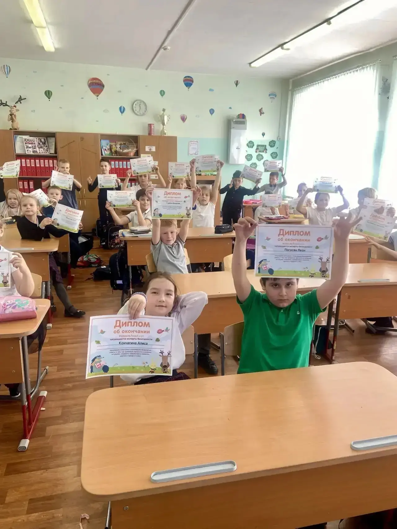 ПОЛЕЗНЫЕ ВСТРЕЧИ  📍Ребята из учебного корпуса на #Алтуфьевскоешоссе94 встретились с волонтёром поиск