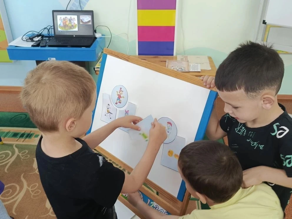 В рамках празднования Дня славянской письменности и культуры   в старших группах прошло...