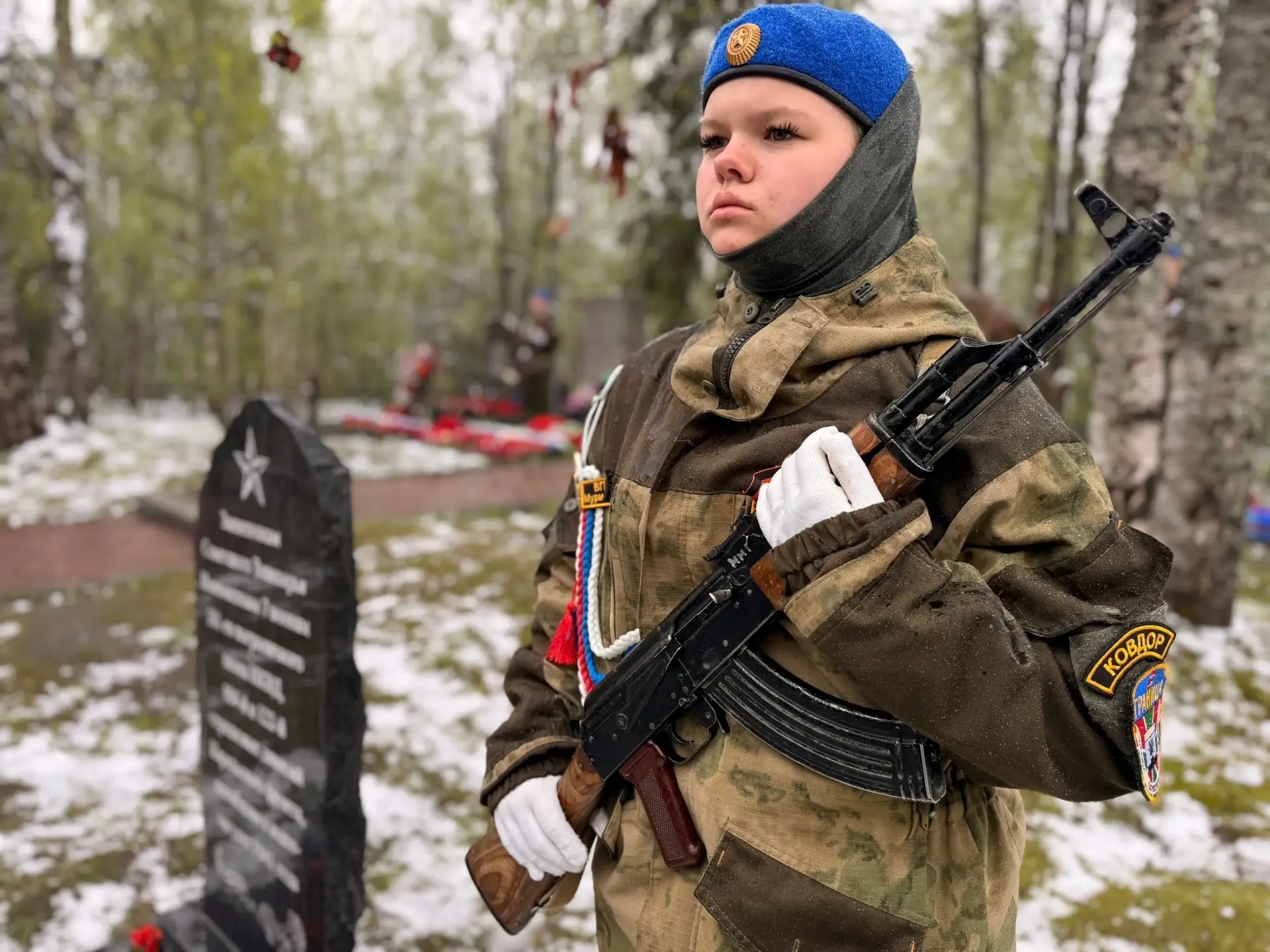 Сегодня, в День пограничника, на мемориальном комплексе «Защитникам Советского Заполярья» состоялась
