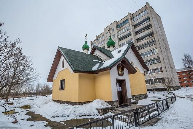 ⛪ Краеведы раскрыли секрет единственной церкви советской эпохи в Кондопоге

Сретенская церковь в Кон