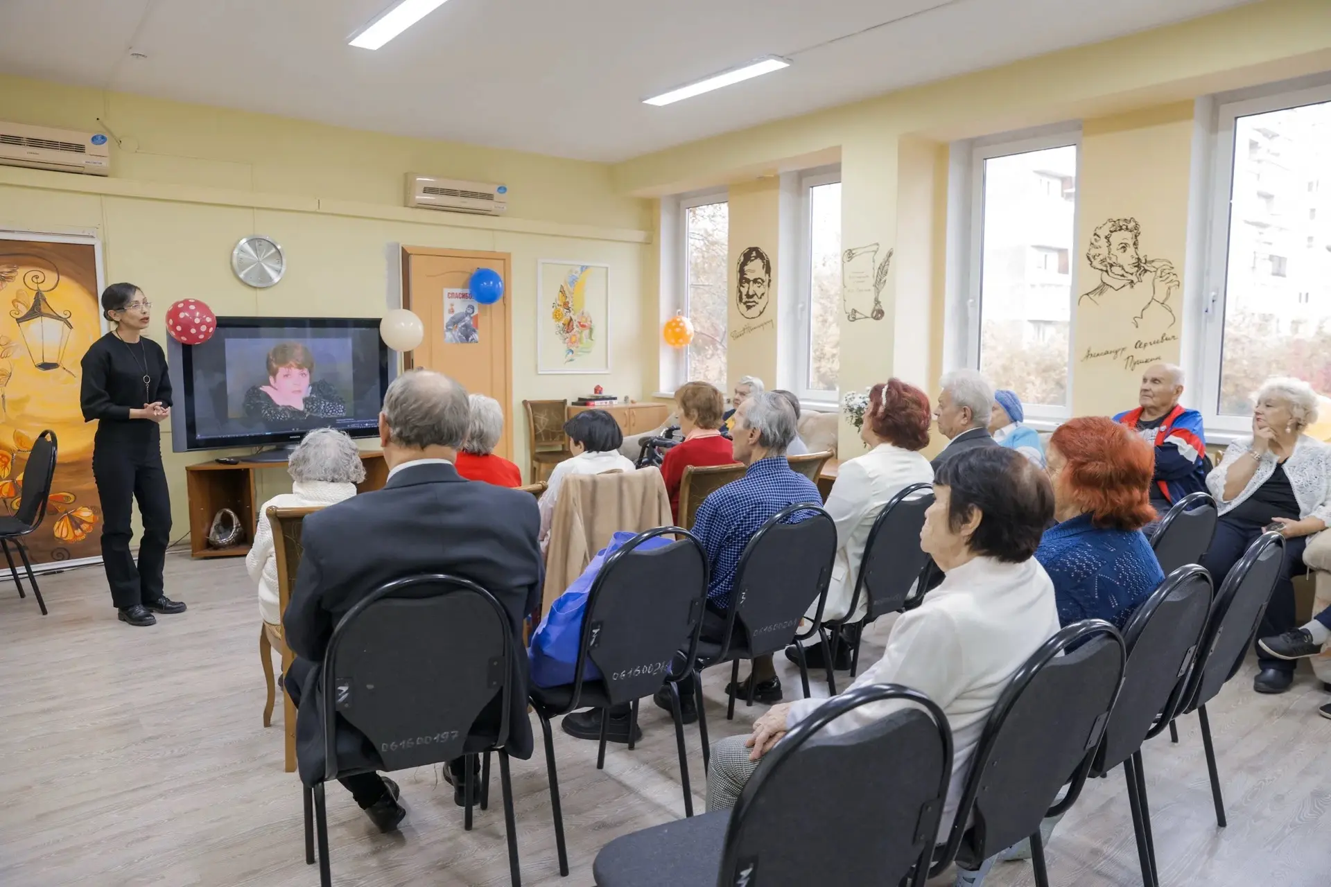 #КультураМилосердия старшим. В День пожилого человека коллектив министерства культуры и...