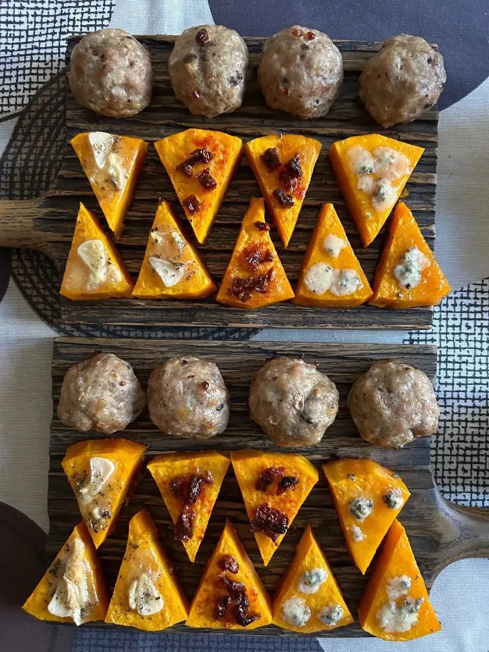 Сейчас сезон тыкв, поэтому повторю рецепт запеченной тыквы. Это вкуснятина 🔥