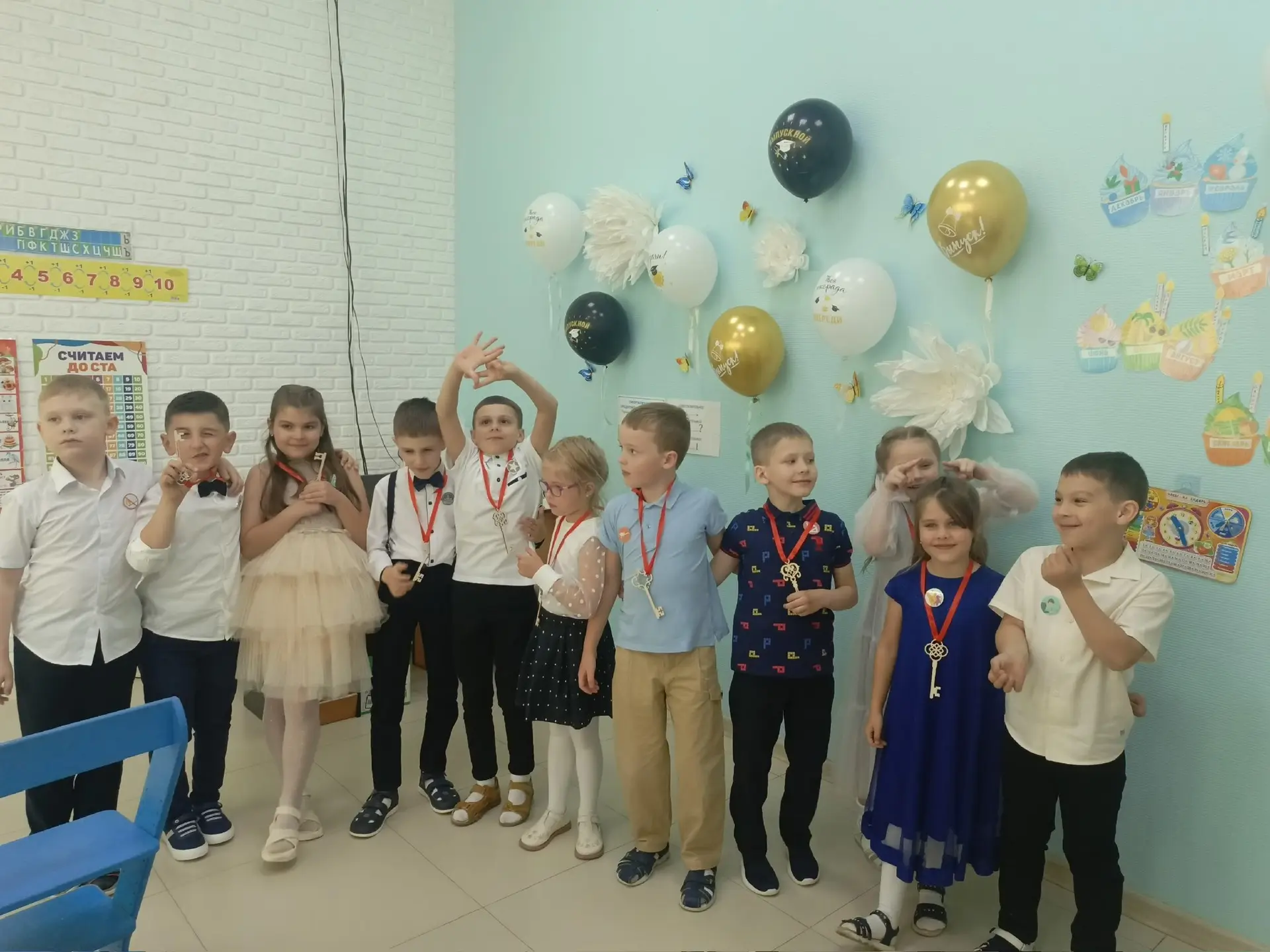 🎉 Позади первый школьный рубеж: Выпускной нулевого класса!