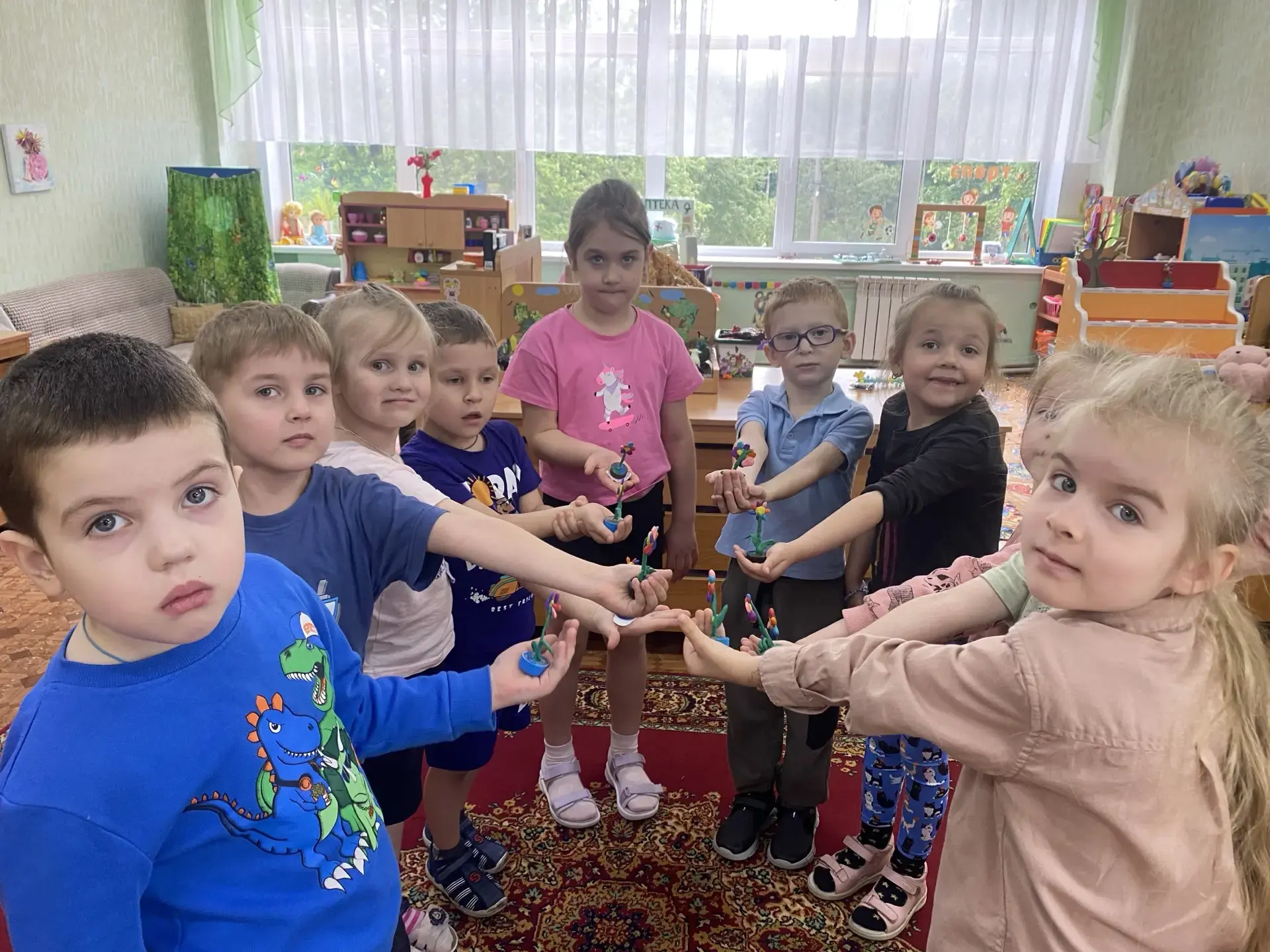 Верите ли вы в чудеса? А ребята старшей группы верят! Воспитатель Иванова Е.Н. познаком...