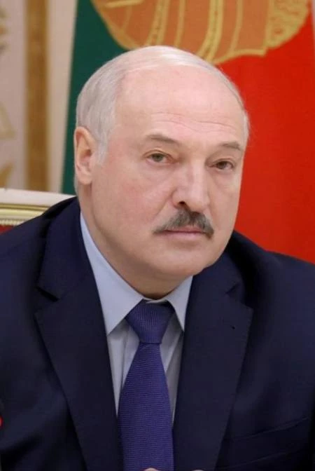Лукашенко заявил, что встретится с Путиным в ближайшее время, чтобы обсудить проблемные вопросы.

Пе