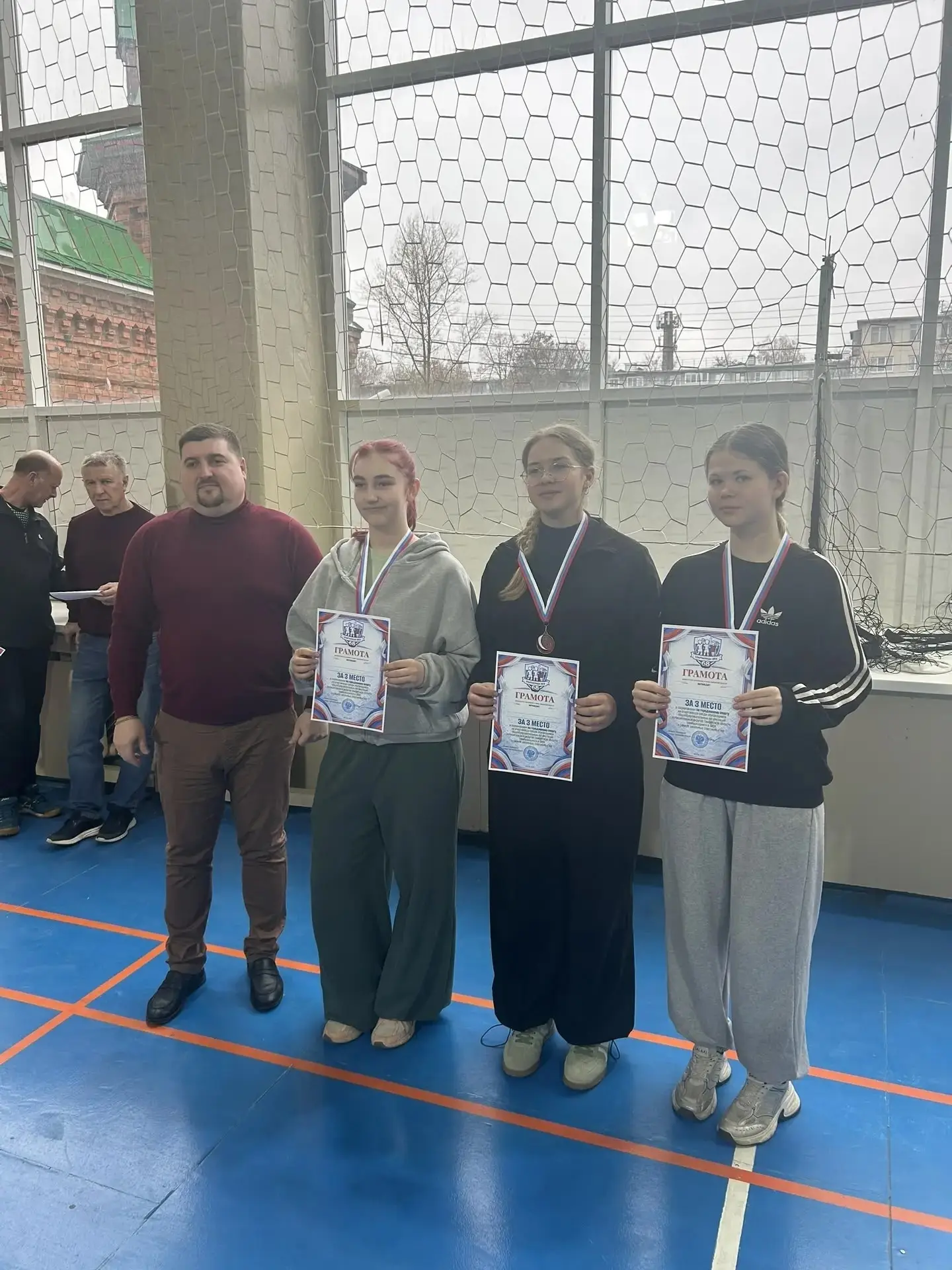 🥈 Сегодня сборная команда МБОУ «Комсомольская СОШ» заняла 2 место в соревнованиях по городошному спо