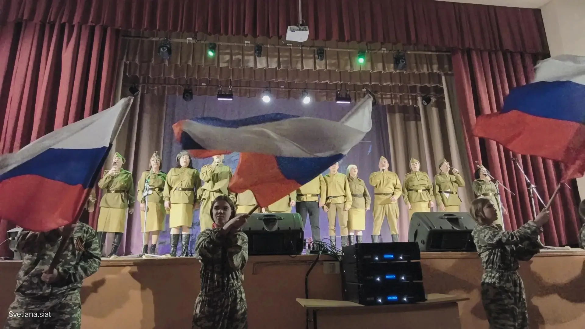 Теперь зрители знают, как это "ЛЮБИТЬ ПО-РУССКИ"! ❤️‍🔥
Концерт, прошедший в минувшую пятницу, был я