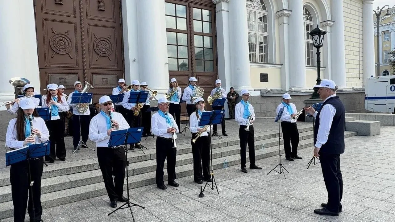 Ведущий творческий коллектив города Москвы Молодёжный оркестр "Юные Балакиревцы" (худож...