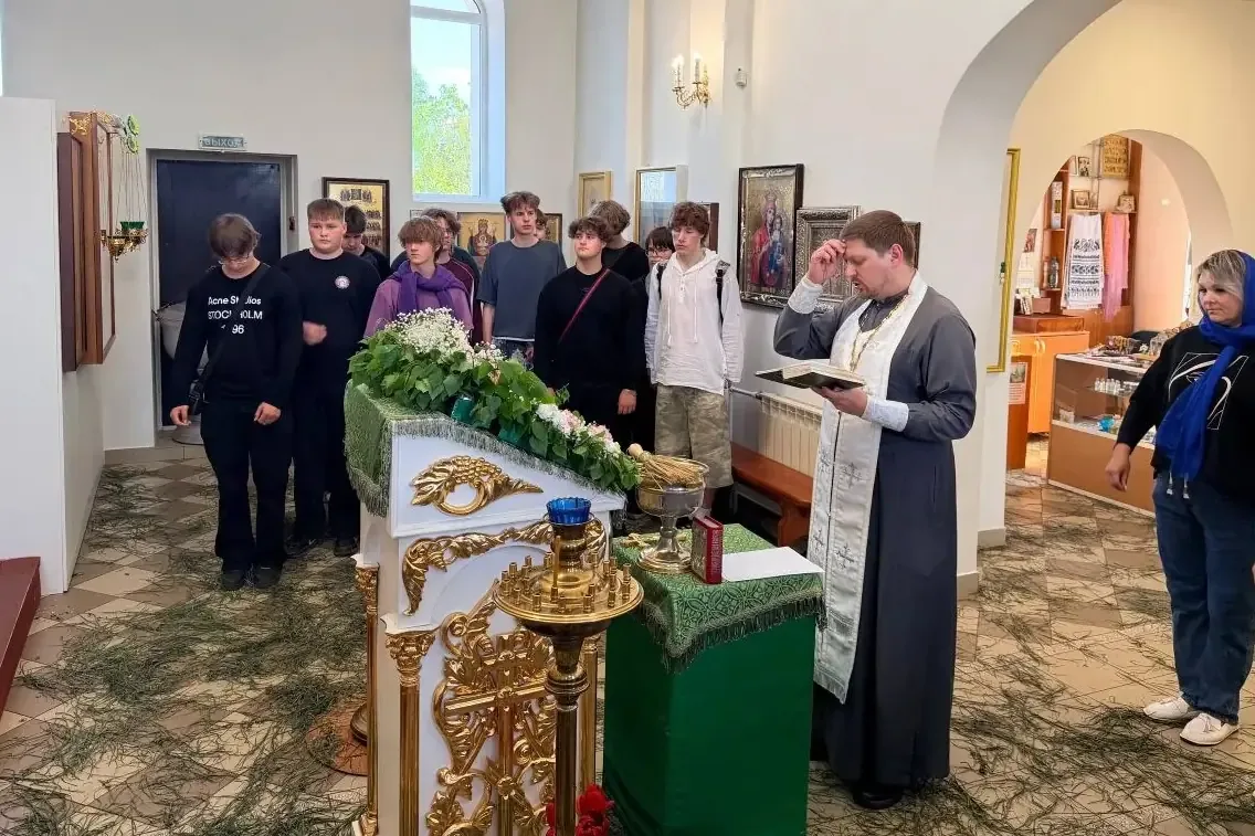 В селе Новоселово школьники помолились о благополучной сдаче экзаменов