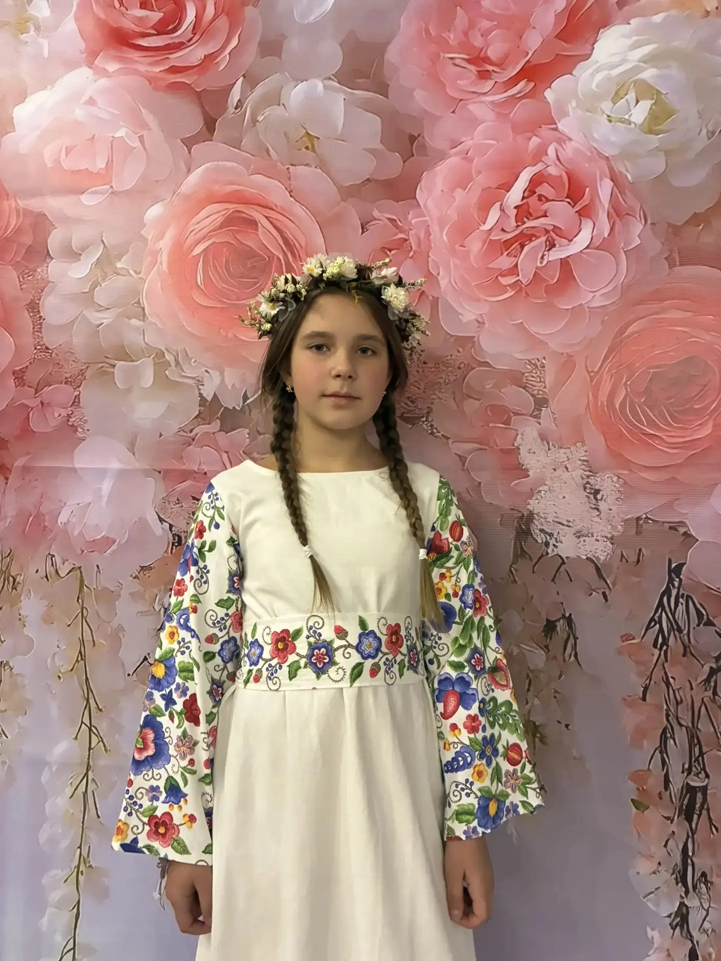 Сегодня наши звездочки участвовали в Фестивале- Конкурсе «Во имя памяти и мира» посвященного Дню Вел