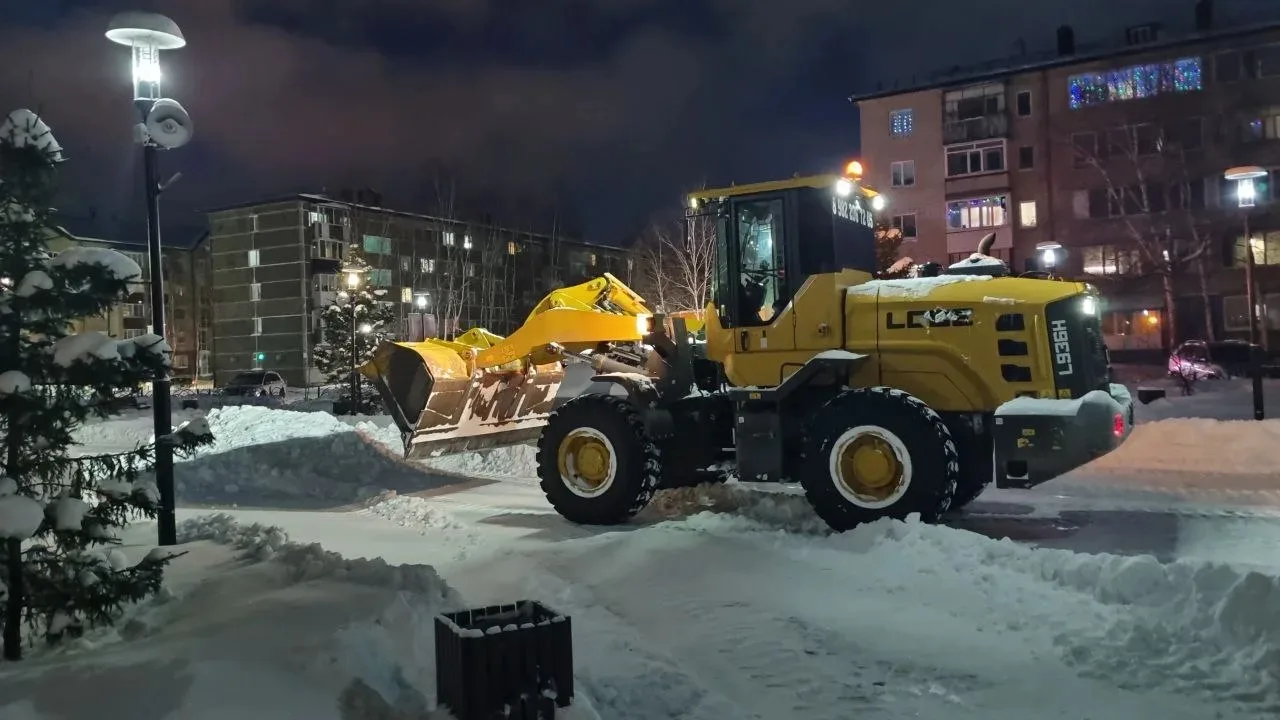 ✔️Уборка городских зон отдыха от снега
