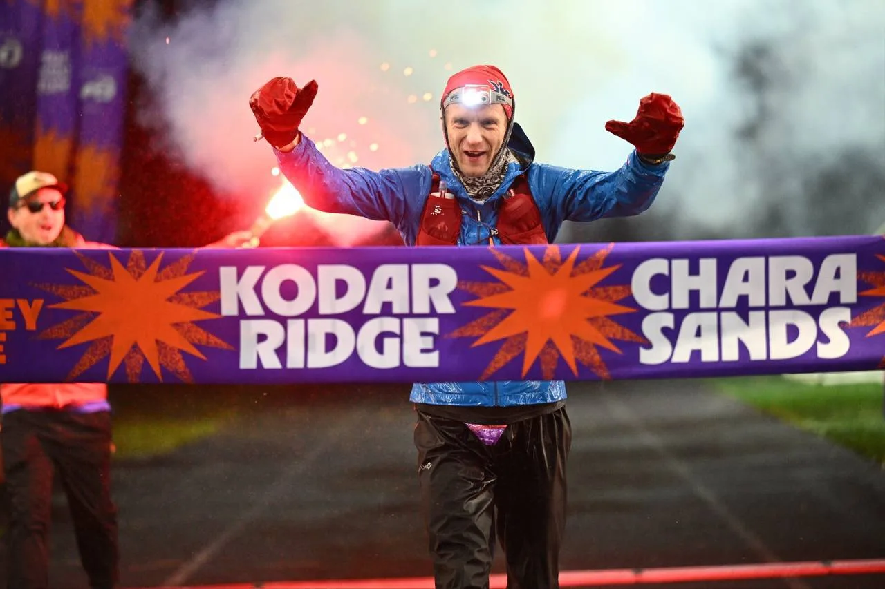 Победители на дистанции 120, титульной дистанции Kodar Ridge Chara Sands Life Journey R...