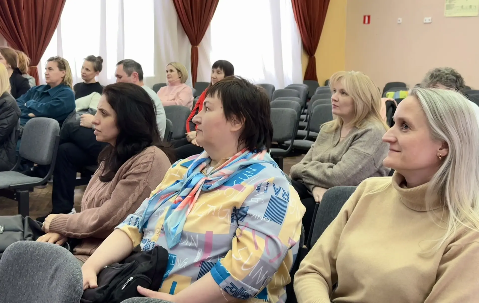 В нашей школе прошёл тёплый и очень важный лекторий для родителей на тему «Экзамены: как поддержать 
