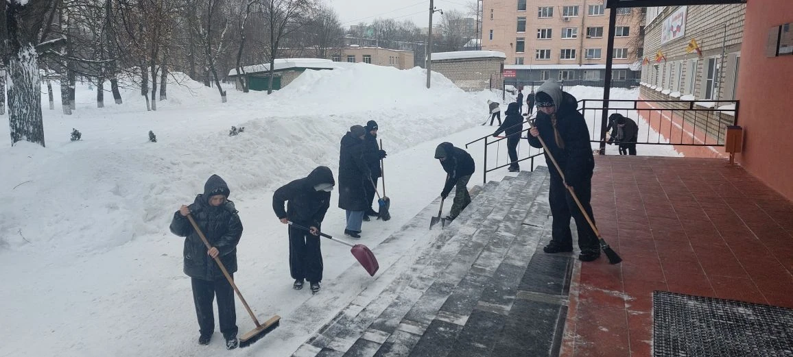 ❄❄❄ОБЩЕГОРОДСКОЙ СУББОТНИК: СНЕГ НАМ НЕ ПОМЕХА! ❄️❄❄  Сегодняшний день был наполнен настоящим команд
