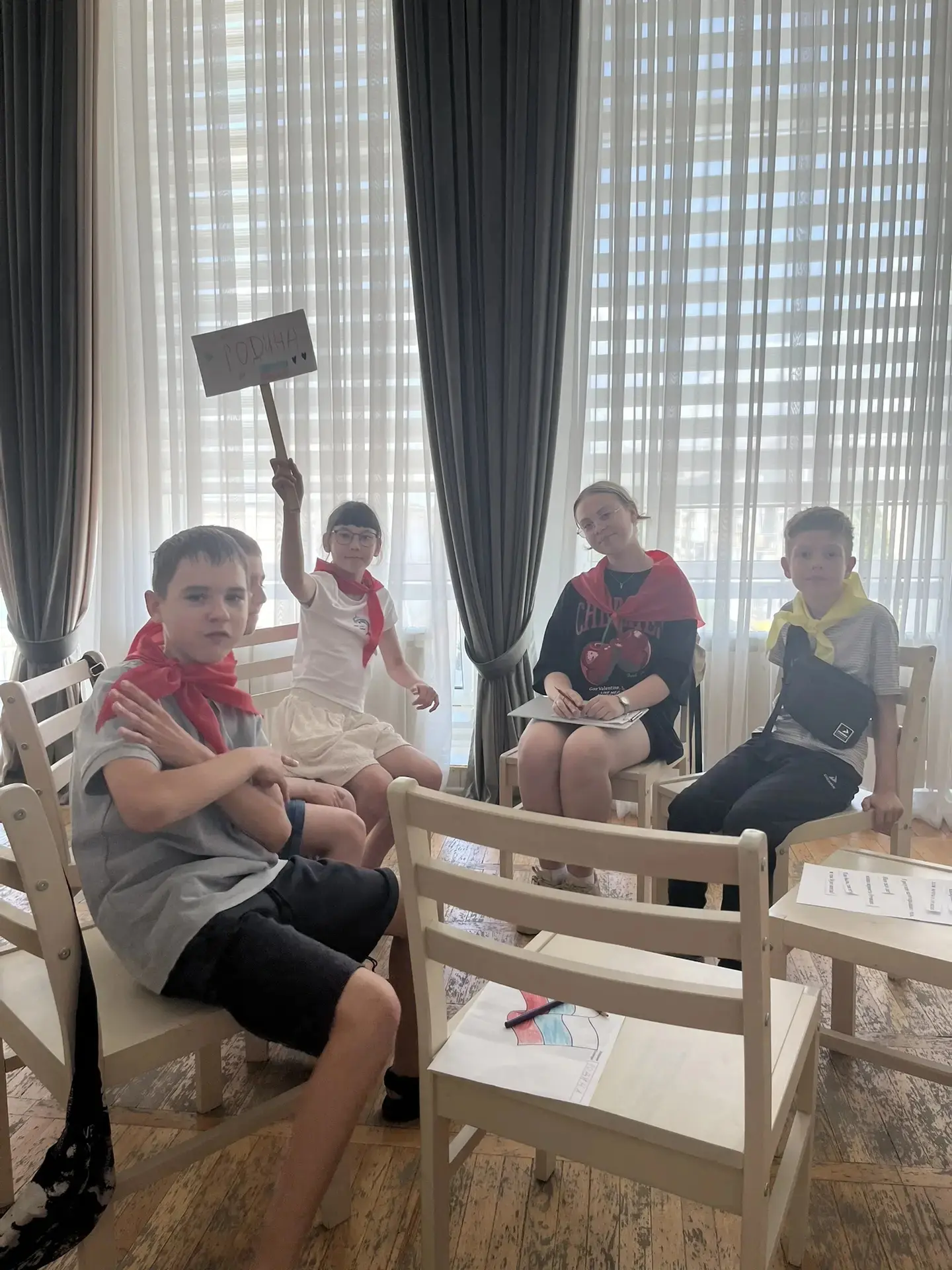 Наши ребята из лагеря посетили занятие в библиотеке им. Горького
