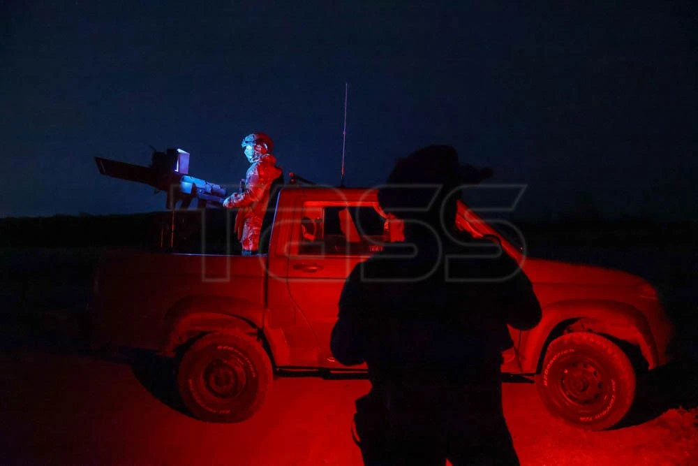 📸 Боевое дежурство мобильной огневой группы в ДНР