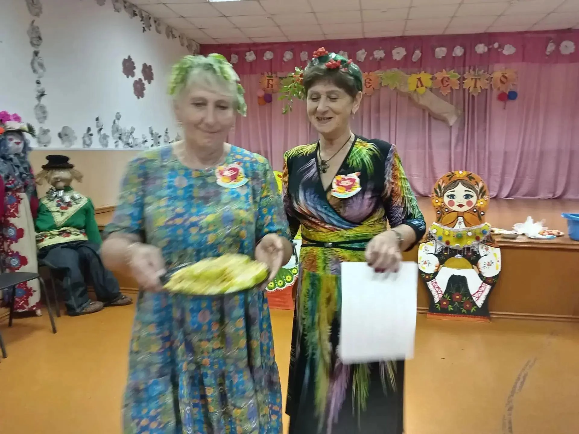 Праздник "Бабье лето" удался на славу. Ещё немного радостных фоток.