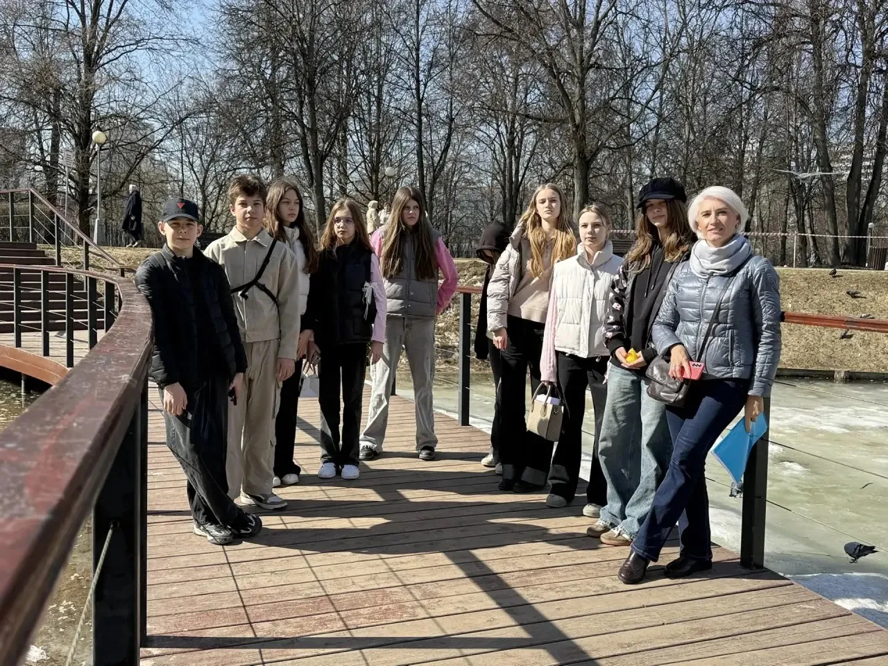 Каникулы с пользой!   ☀️ Первый день каникул ученики 7 «А» класса решили провести не дома, а на свеж
