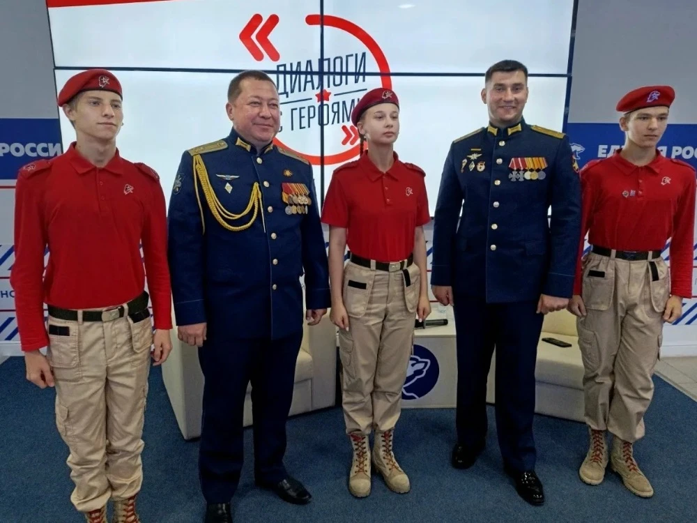 ⭐️ Полковник Булат Аминов рассказал молодёжи о лидерстве и патриотизме