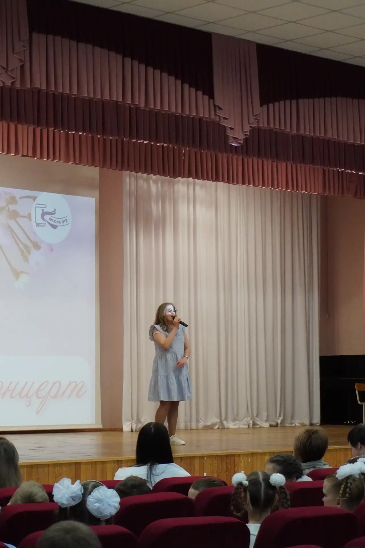 🎤6-го марта в нашем актовом зале состоялся праздничный концерт, посвящённый празднованию Международн