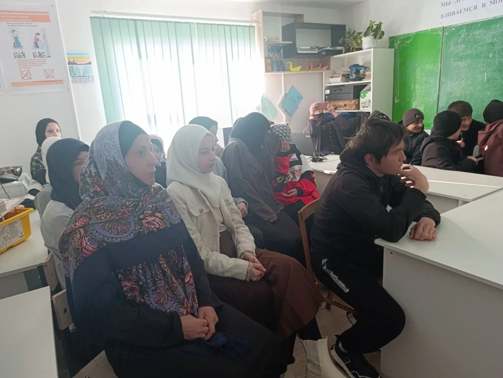 В рамках цикла внеурочных занятий «Разговоры о важном» организован просмотр документаль...