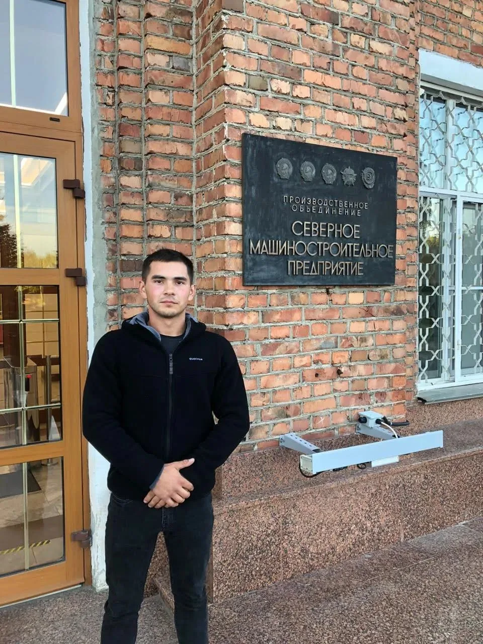 Коллектив Сабинского РГВО поздравляет с днём рождения ветеринарного врача Ильмира Сайфу...