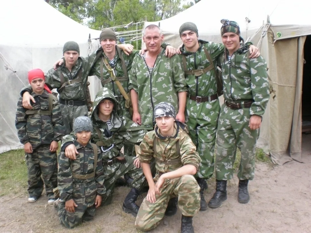 🏔 Гора, ветер и характер: как сургутские ребята покорили Турали

Они не просто совершали походы. В 
