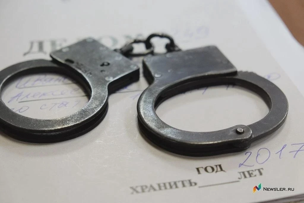 В Кирове задержали двух посетителей после сигнала тревоги