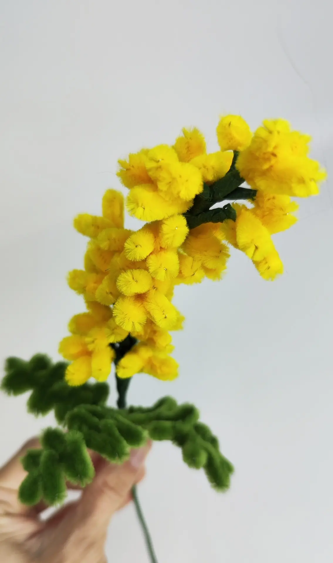 МИМОЗА💛  Самые первые весенние цветы можно сделать уже сейчас — и радовать себя настроением заранее 