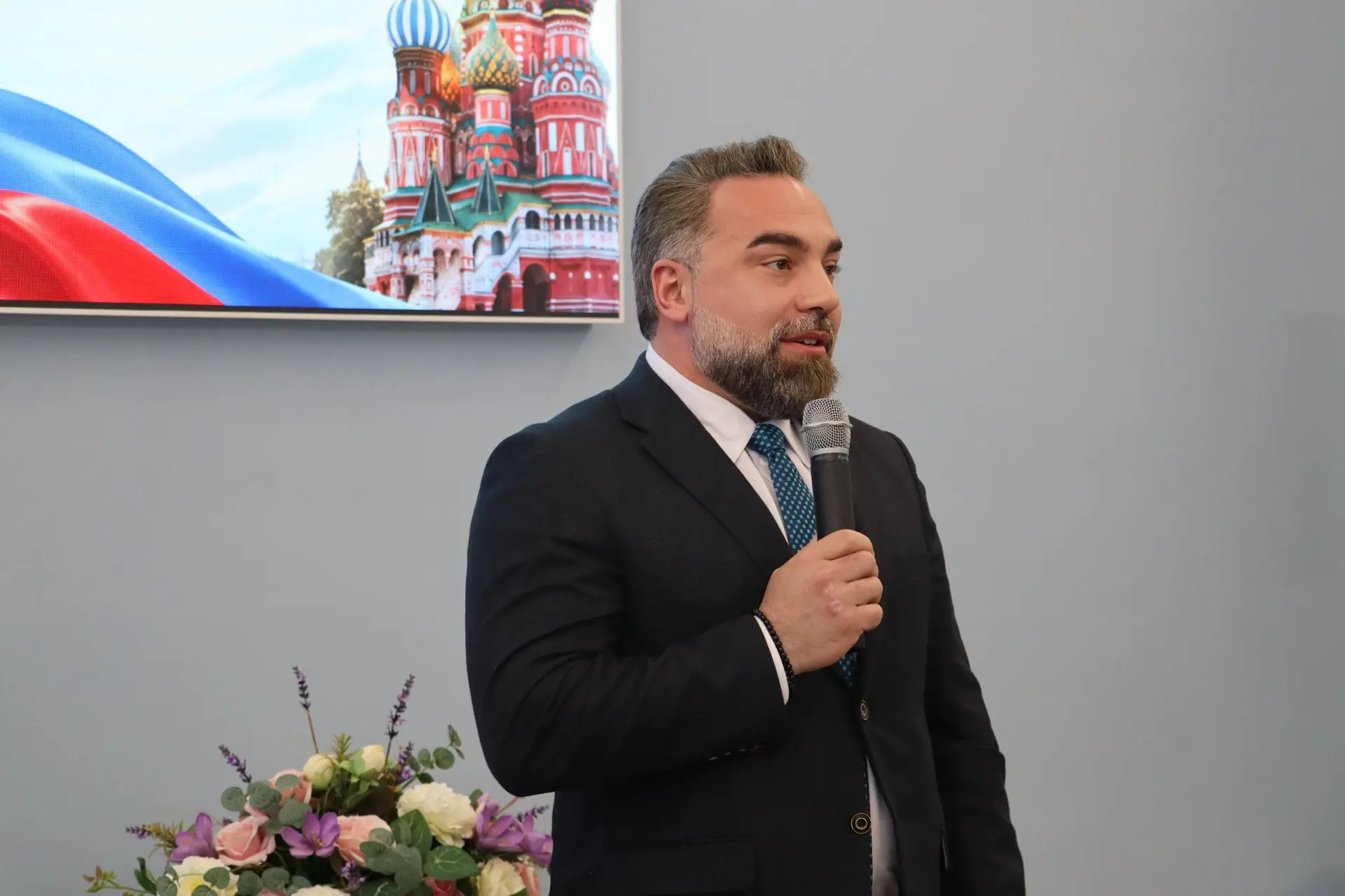 Сегодня в Школе № 1 состоялась торжественная церемония вручения паспорта гражданина Российской Федер