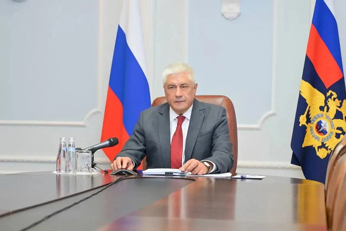 Сегодня Руководитель Администрации Главы и Правительства КЧР Мурат Озов, члены Правительства региона