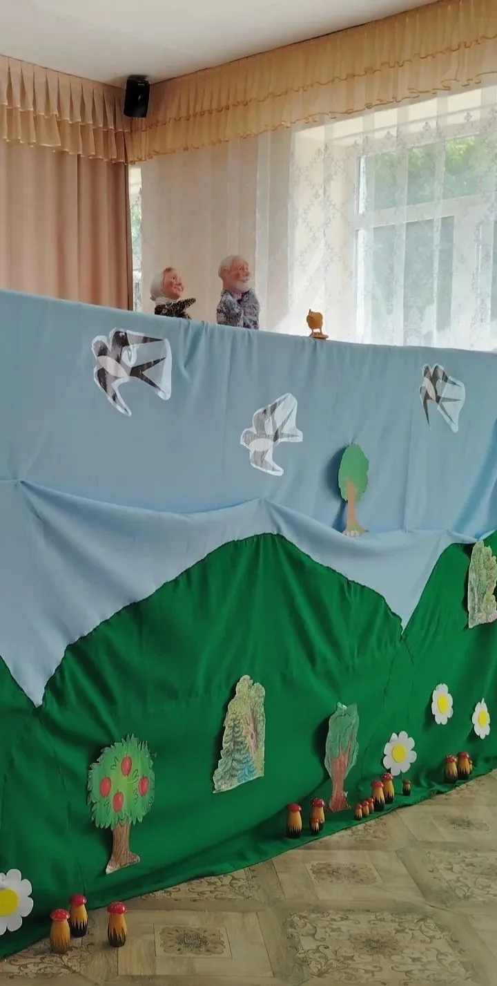 🌞 В младшей группе "Гномики" с большим восторгом прошёл кукольный театр по сказке "Курочка Ряба". П