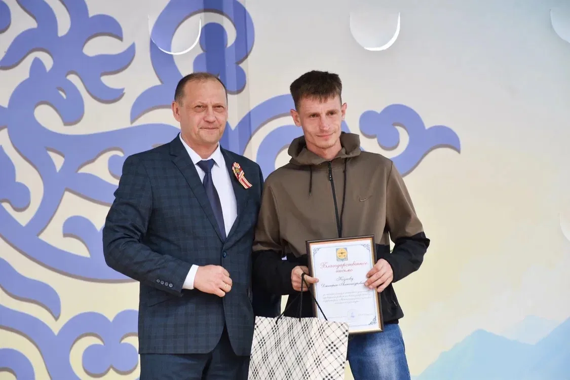 Не каждое село может похвастаться такой площадью…