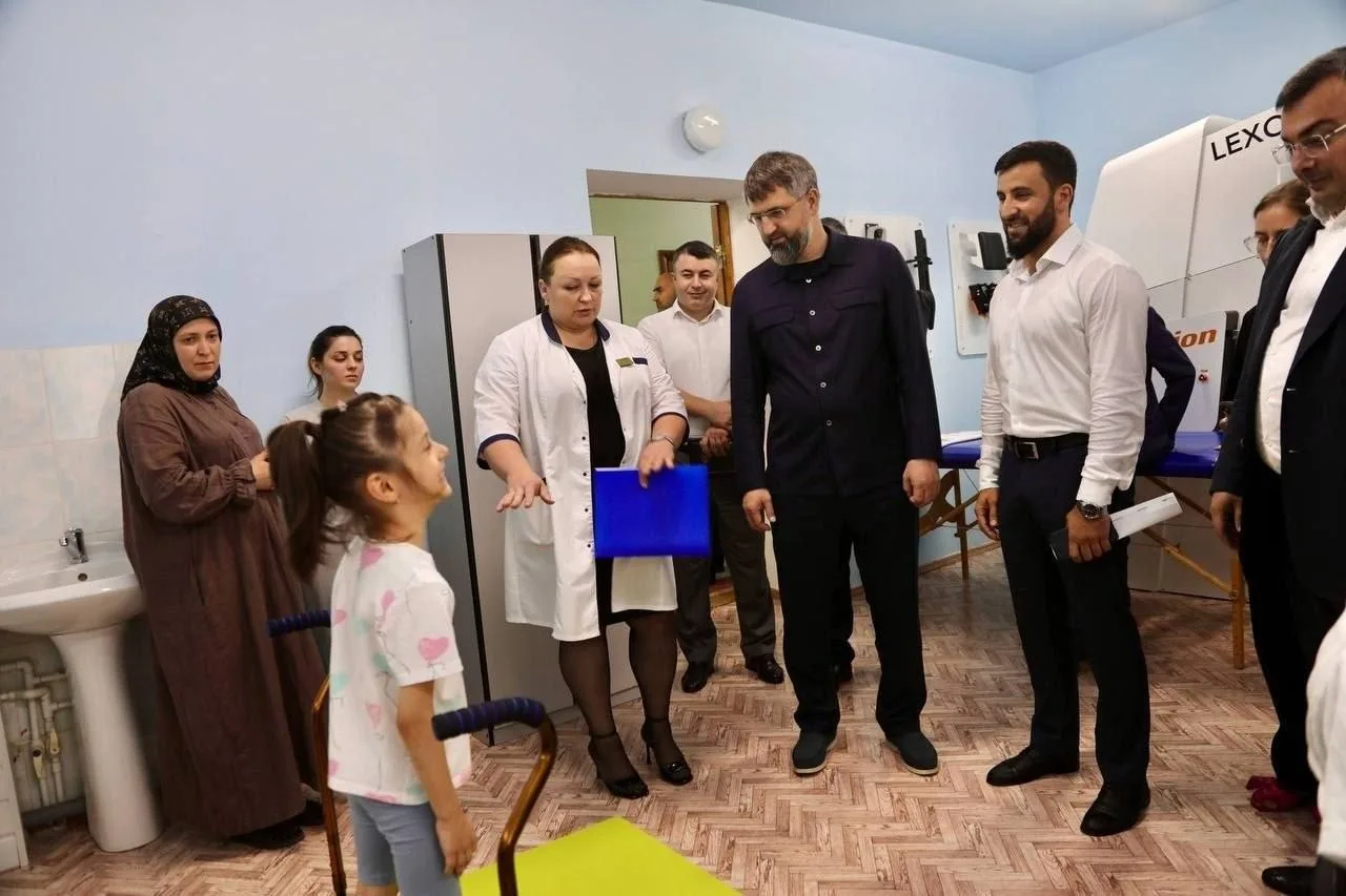 Магомед Рамазанов посетил Реабилитационный центр для детей и подростков с ОВЗ в Махачкале

Центр, ок