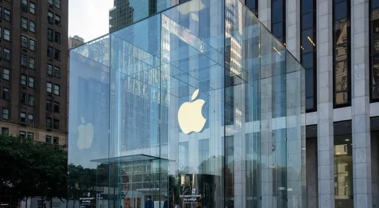 Иск к Apple из-за поддельного биткоин-кошелька в App Store

Трое пользователей подали в суд на Apple