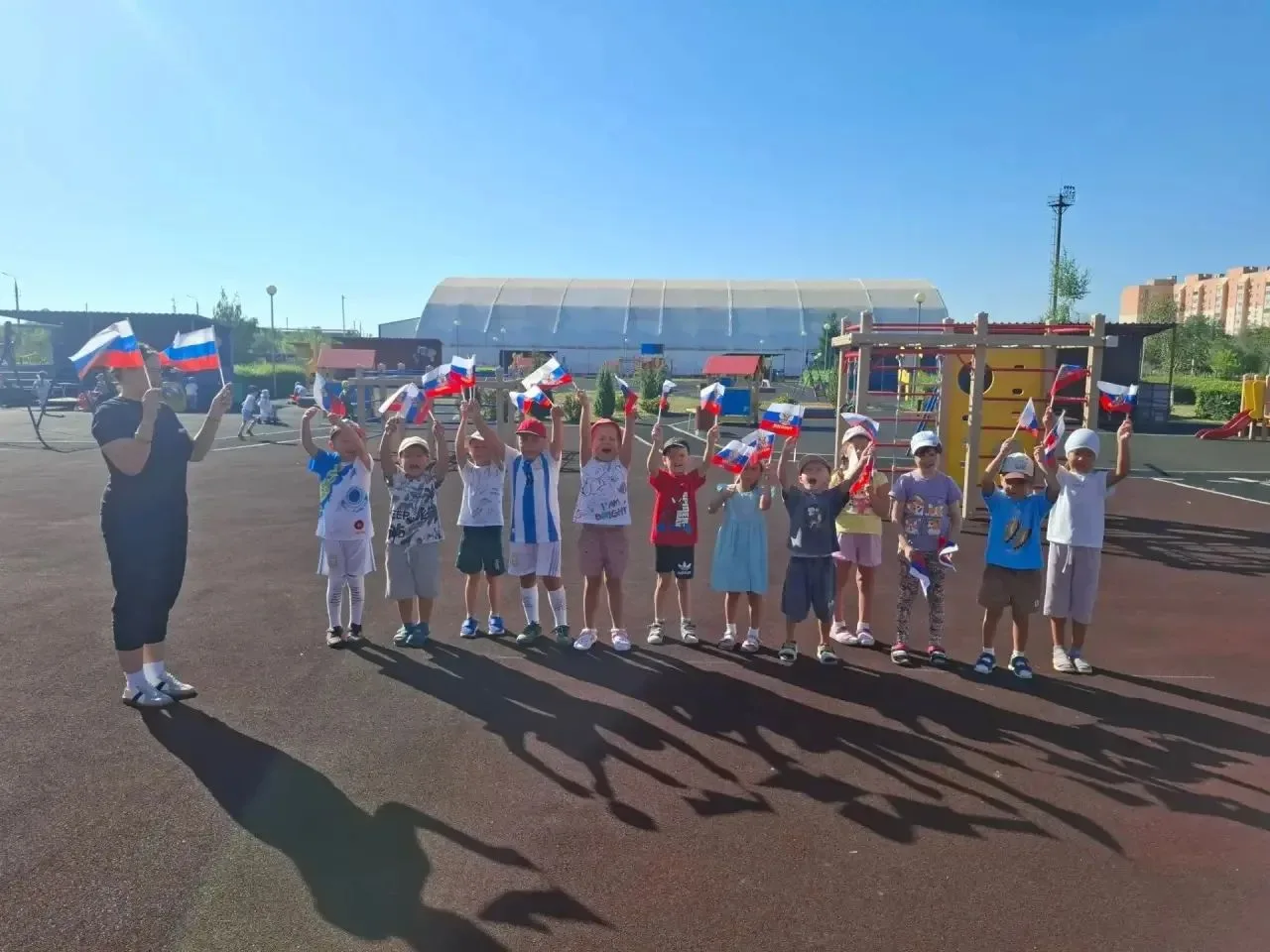 21 августа в группе 7 прошел яркий спортивный праздник, посвященный Дню Флага России.
